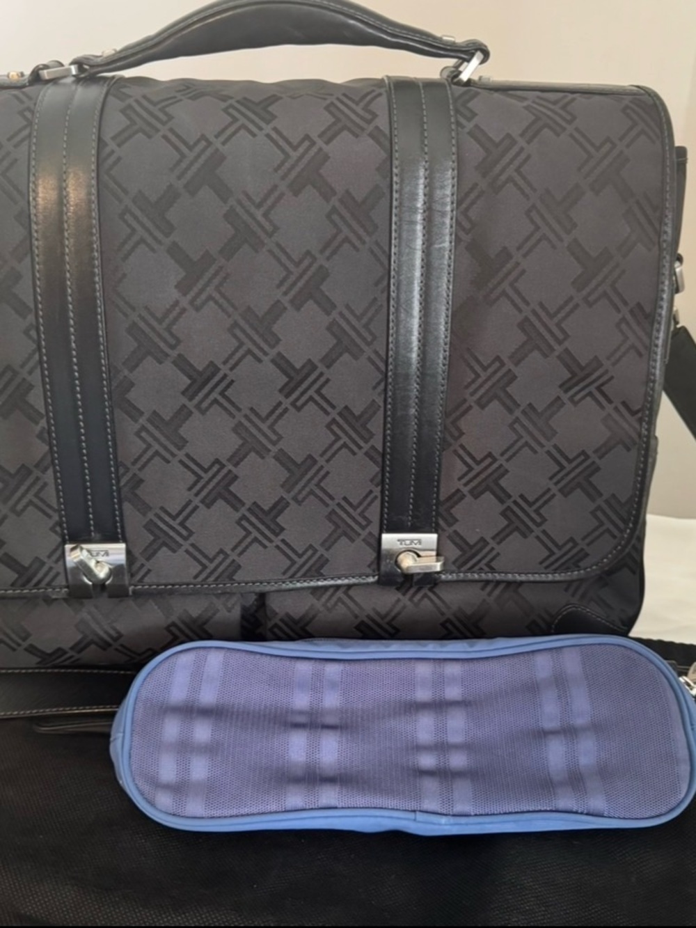 Tumi Black Patterned Messenger Briefcase with Accessory pouch to match!